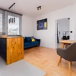 Deep Blue By Bookinghost Apartamento Gdynia