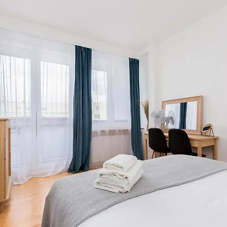 Deep Blue By Bookinghost Apartamento Gdynia