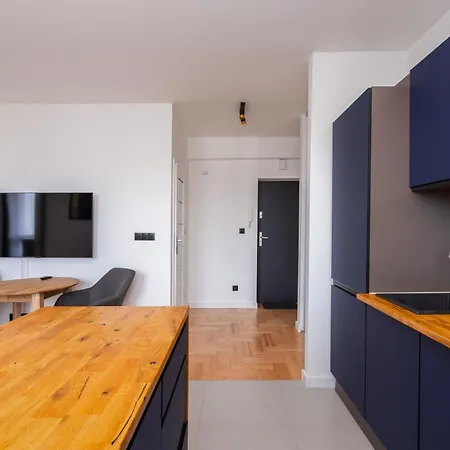 Deep Blue By Bookinghost * Gdynia