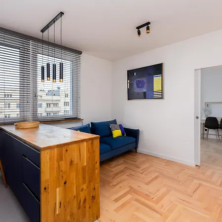 Deep Blue By Bookinghost Lägenhet *