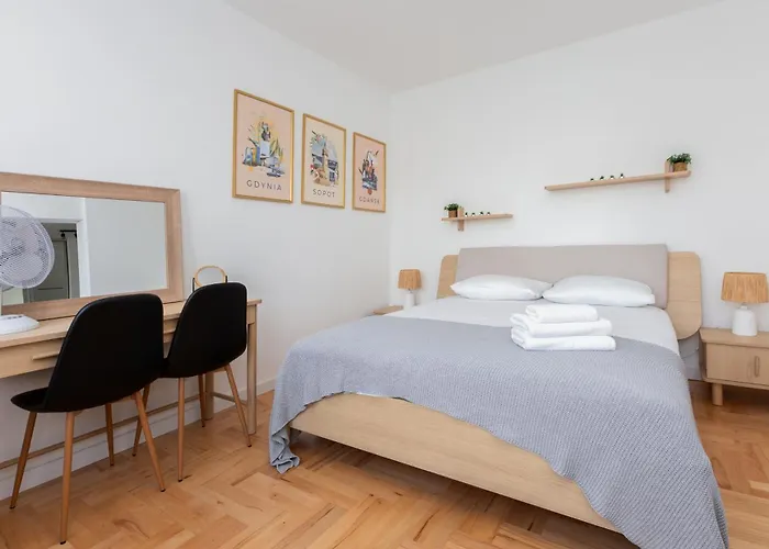 Deep Blue By Bookinghost